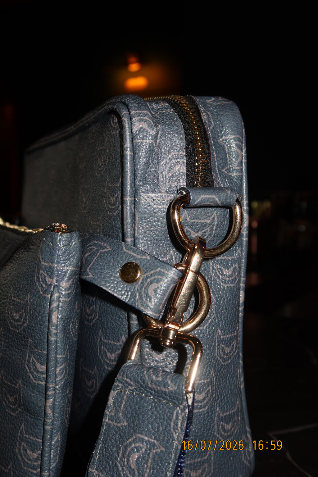 PULGA CROSSBODY 01 — SHADOW GREY